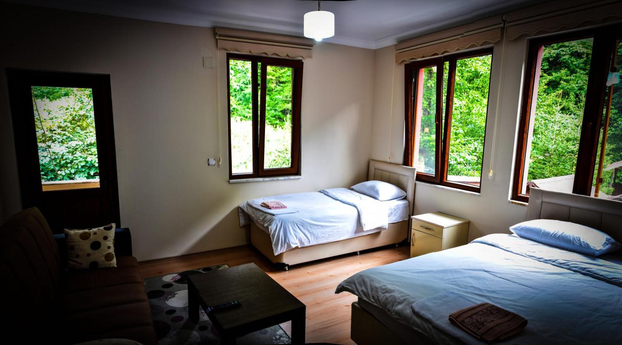 Isikli Kale Hotel Caykara 部屋 写真